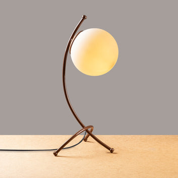 Sculptural Metal Table Lamp – Artistic Elegance with Ambient Glow