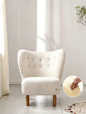 Rounded "Cloud" Lounge Chair with Natural Oak Leg - Karrari