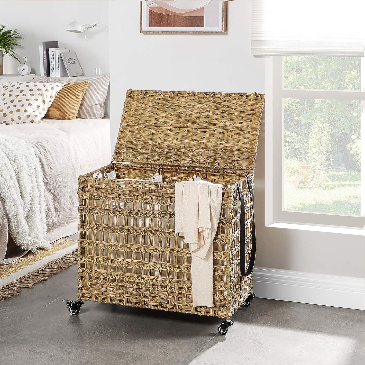 Handwoven Laundry Basket with Lid, Rattan-Style Laundry Hamper with 3 Separate Compartments