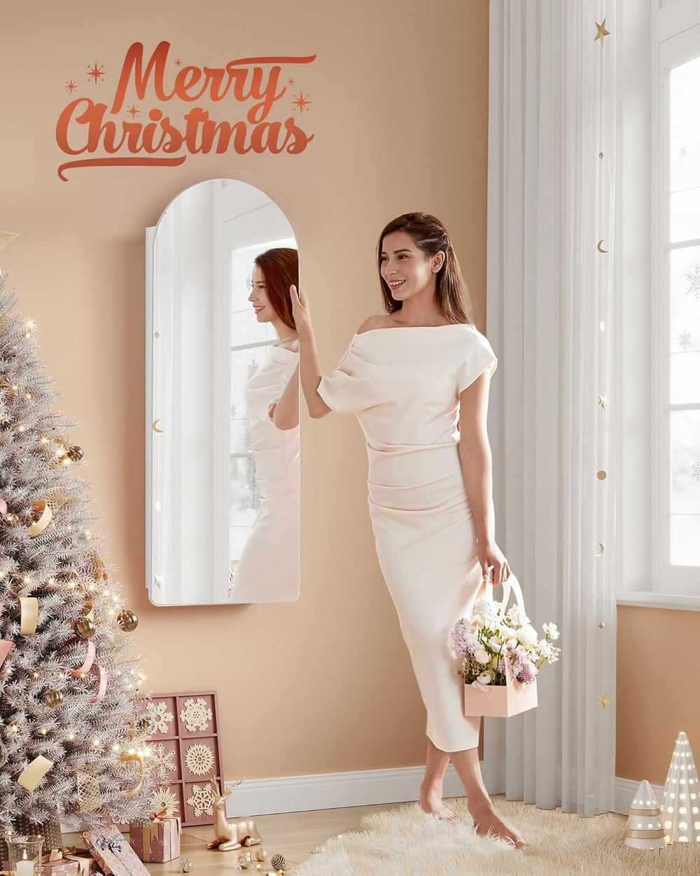 Lockable LED Jewellery Cabinet with Mirror