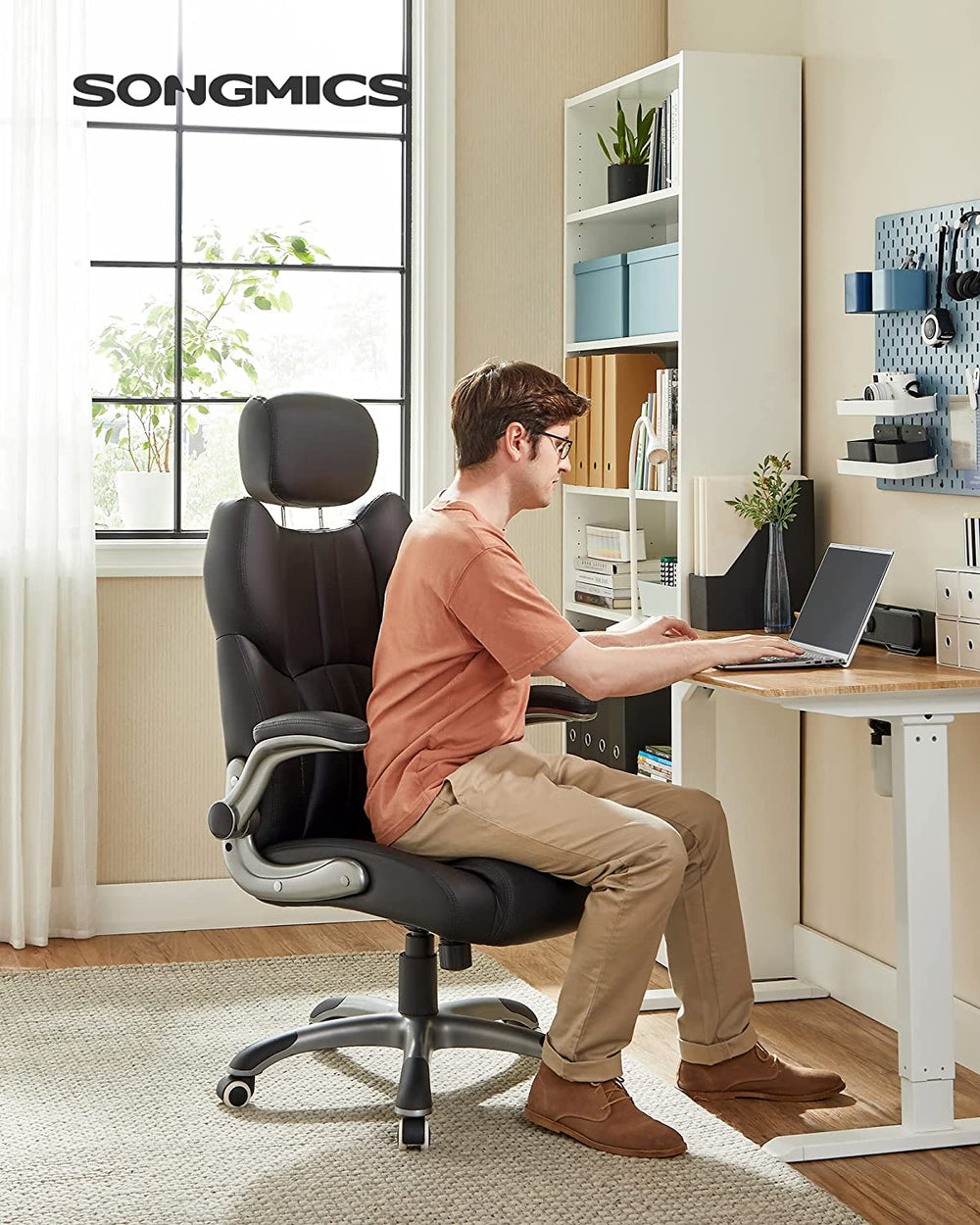 Ergonomic Office Chair - Swivel with Folding Arms & Nylon Base - Karrari