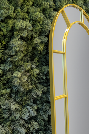 Arched Gold Metal Mirror - Karrari