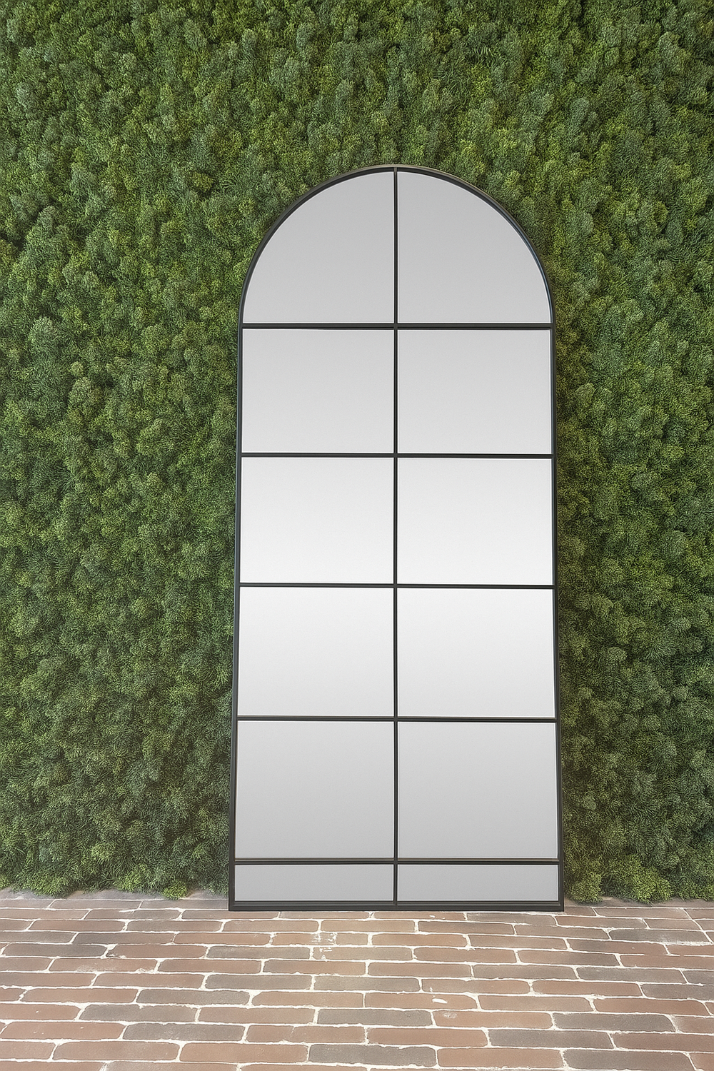 Arched Grid Mirror – Black Metal Frame - Karrari