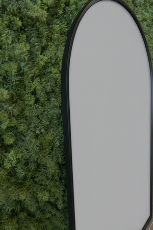 Arched Mirror - Black Metal Frame - Karrari
