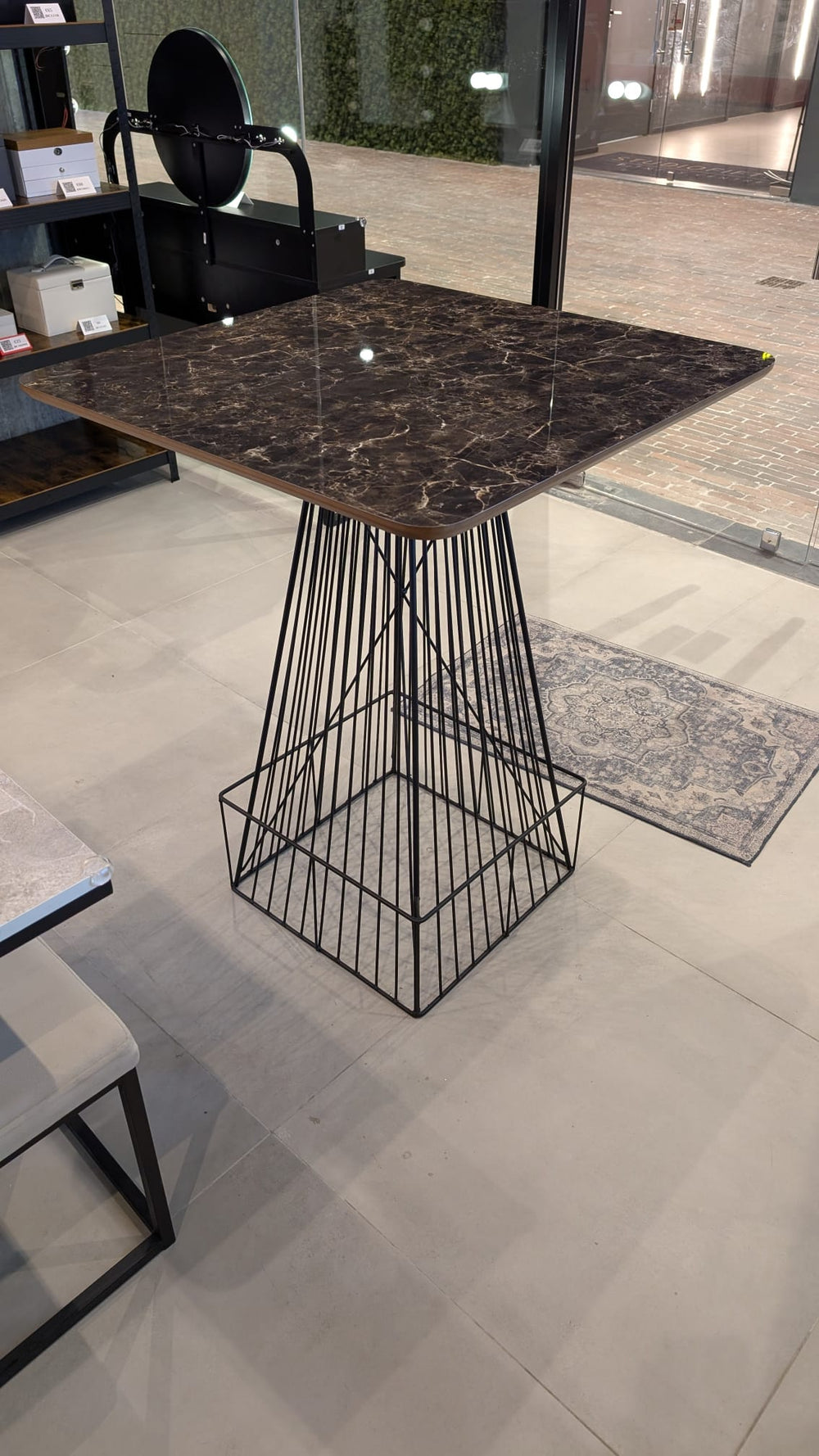 Santo Modern Square High Table - Karrari
