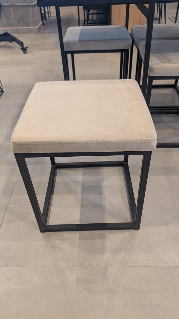 Valder Compact Dining Set - Karrari