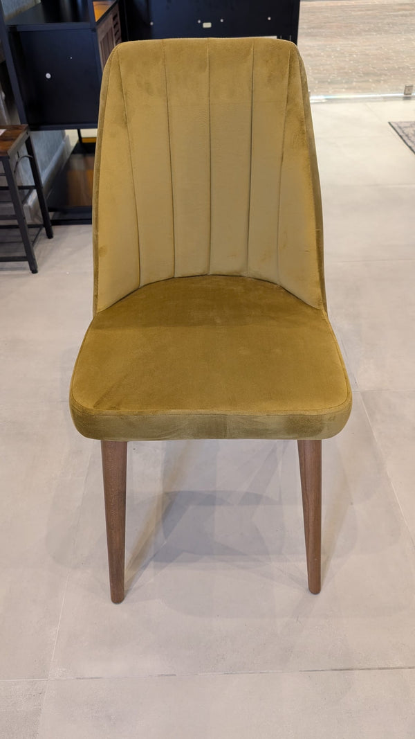 Sude Mustard Velvet Chair - Karrari
