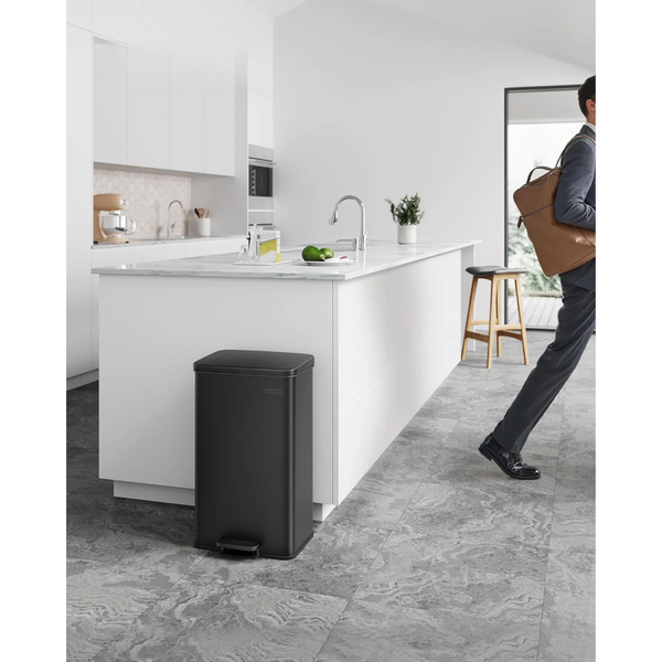 40L Steel Kitchen Pedal Bin (10.5 Gallon) - Karrari
